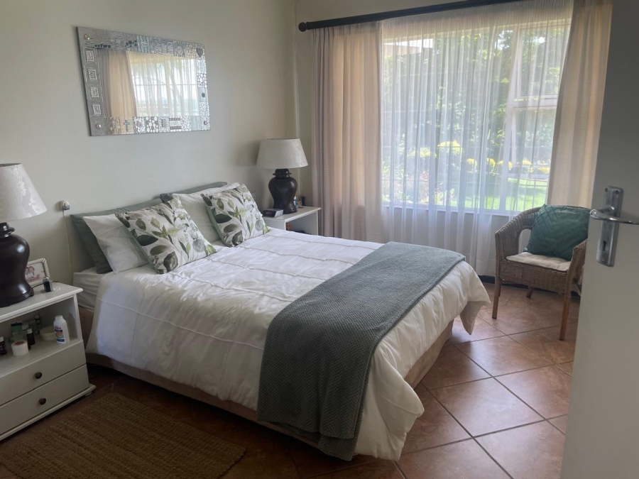 4 Bedroom Property for Sale in Beacon Bay Eastern Cape